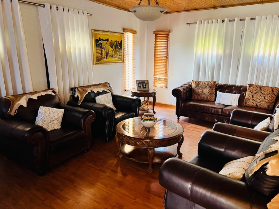 3 Bedroom Property for Sale in Mmabatho North West